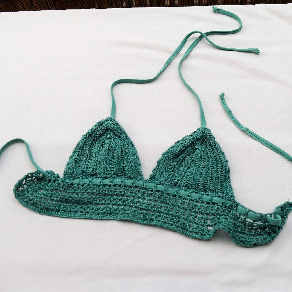 Crotchet Triangle String Tie Top Size Small